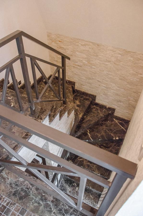 Petrani Nivki Hotel Kiev Buitenkant foto